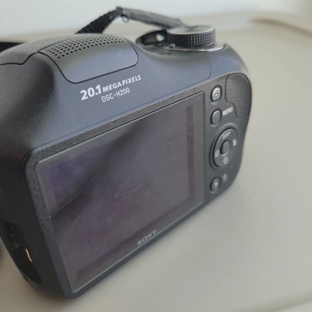 Sony Cyber-shot DSC-H200 20.1MP 26x Zoom Digital Camera Parts/Repair ONLY
